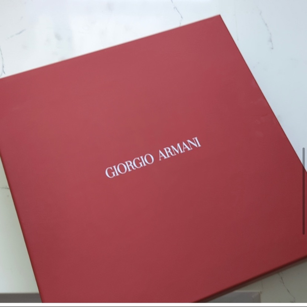 Giorgio Armani Lip maestro long lasting wear gloss